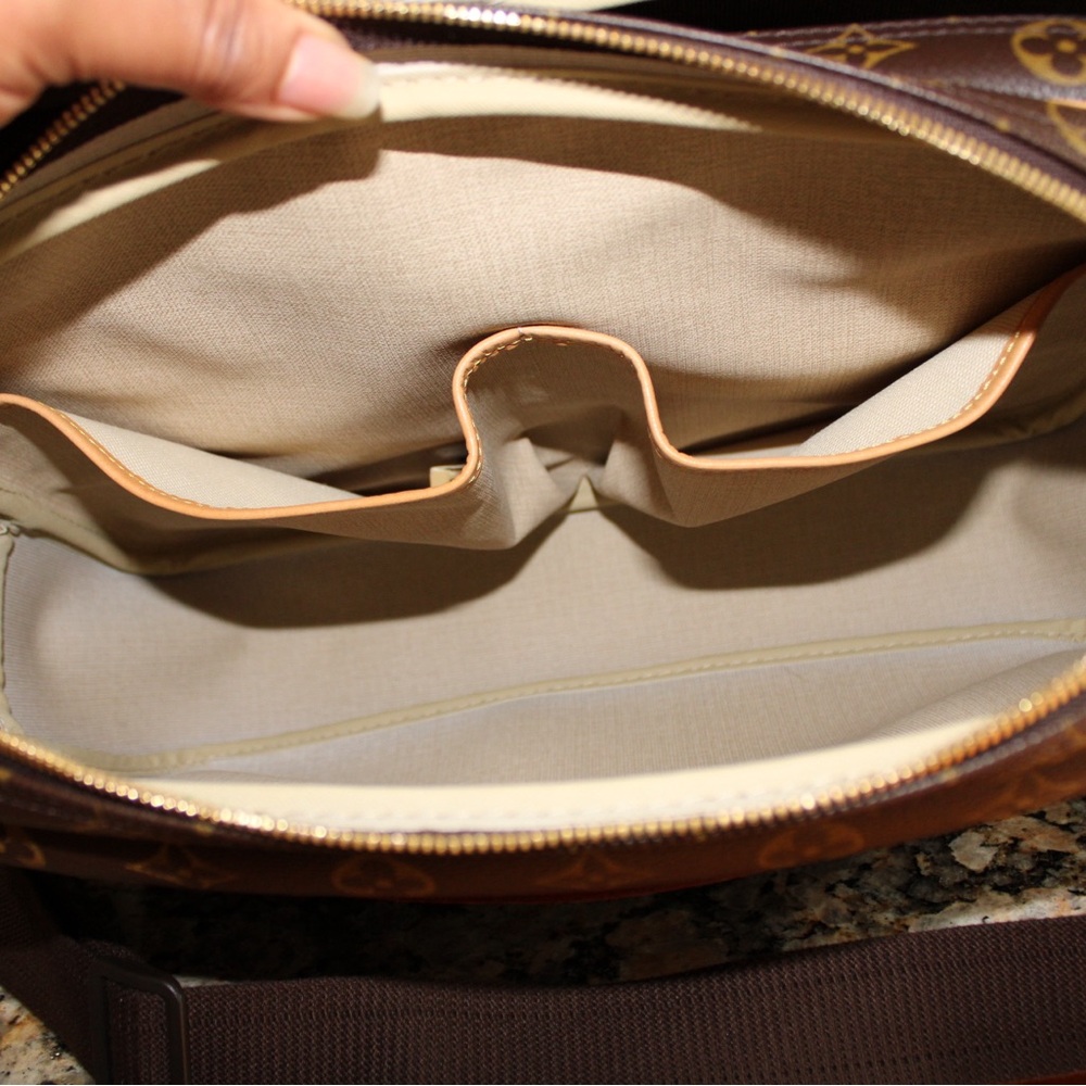 🏅NEVER USED🏅Louis Vuitton Monogram Reporter GM Shoulder Bag - Picture 9 of 12
